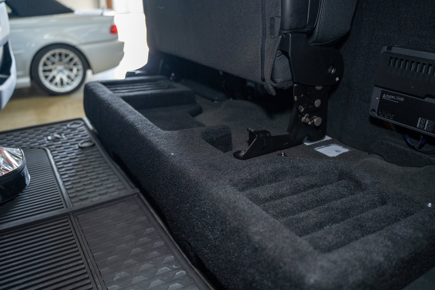 Stealthbox® Enclosed Subwoofer for 2019-Up RAM 1500 Crew Cab